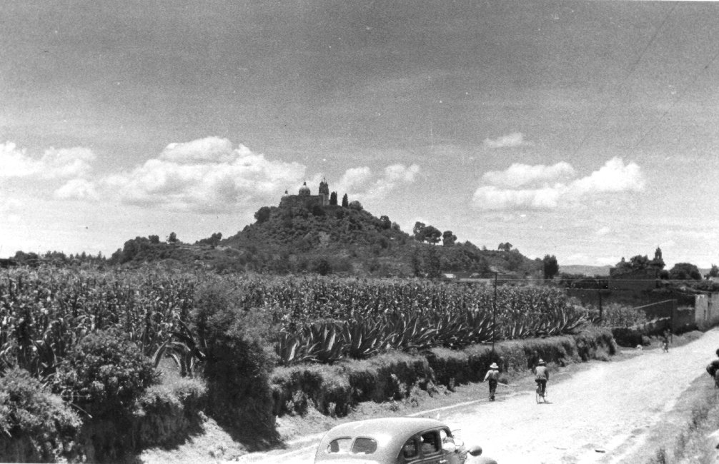 1937_08_17-1-071a-Cholula.jpg