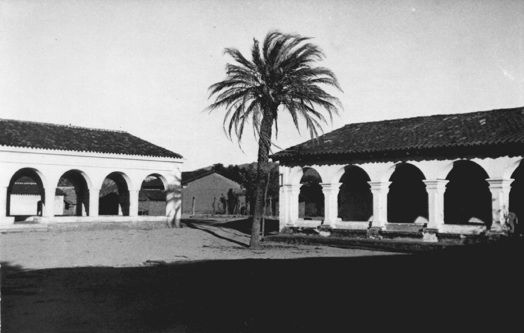 1937_08_26-2-121a-TequisistlanBuildings.jpg