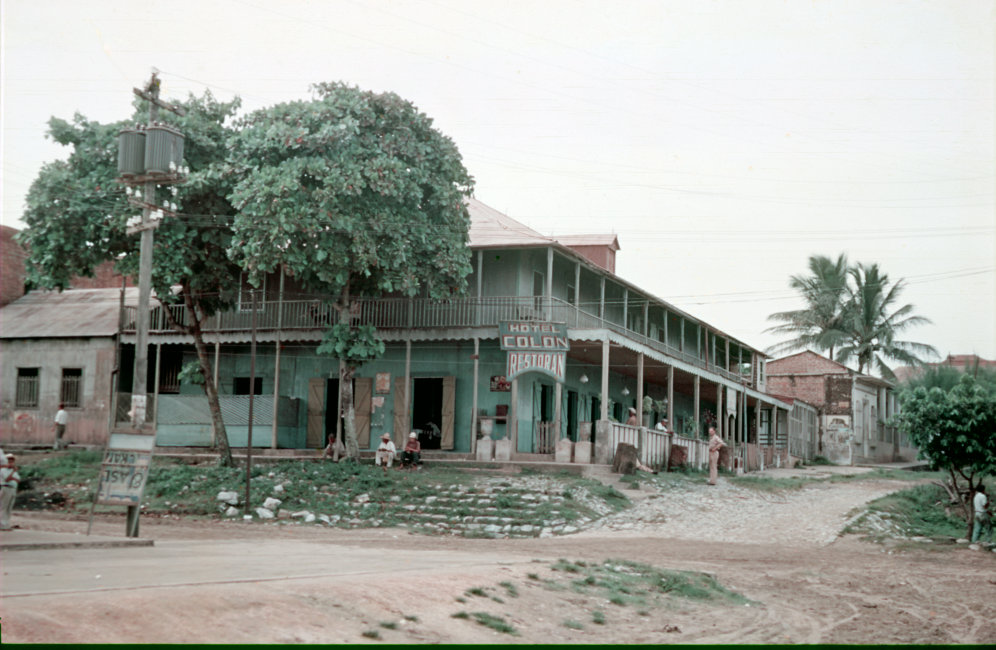 1937_09_09-035-HotelColon-PuertoMexico.jpg