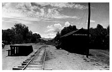 1937_08_20-2-023b-TlacolulaRRStation.jpg