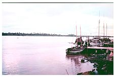 1937_09_04-015-LookingUpriver-PuertoMexico.jpg